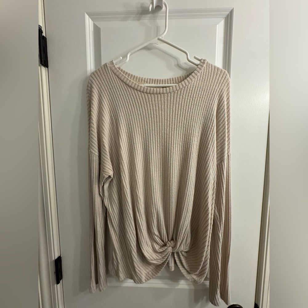 Cream long sleeve textured shirt with manufactured front knot